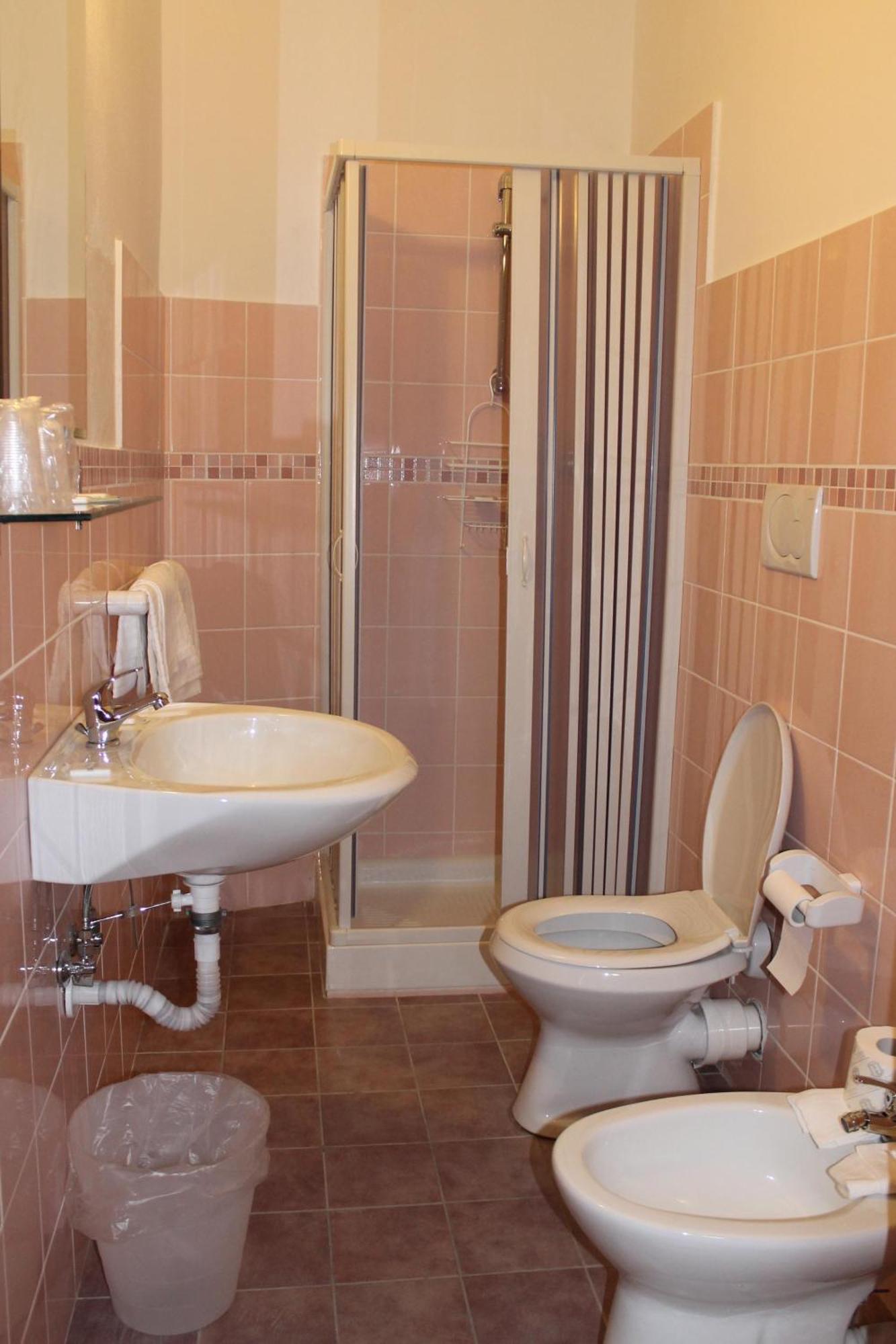 B&B Soggiorno Ponte Rosso Флоренция Екстериор снимка