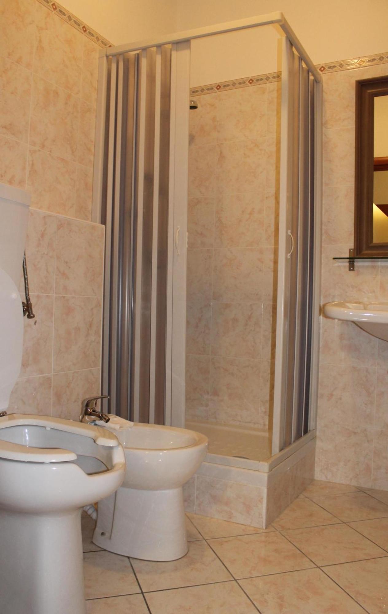 B&B Soggiorno Ponte Rosso Флоренция Екстериор снимка